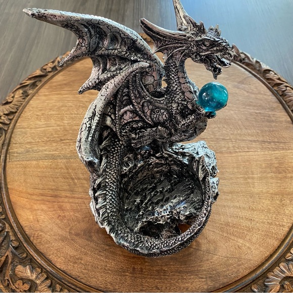 🪶3/$50 New! EARTHBOUND Hand Painted Silver Dragon Wine Holder w/ Crystal Ball - Picture 2 of 16